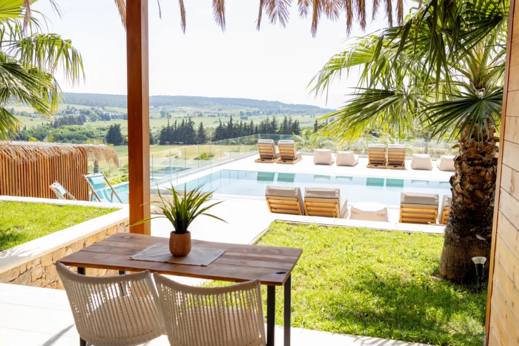 Standard Triple Room (10)