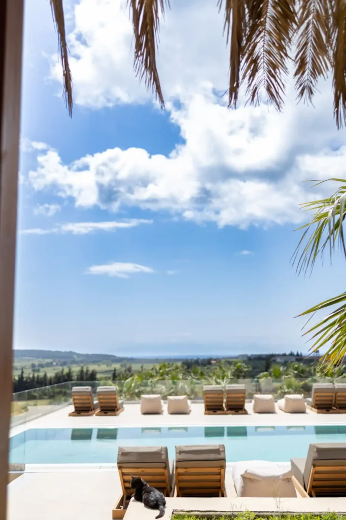 Standard Triple Room (11)