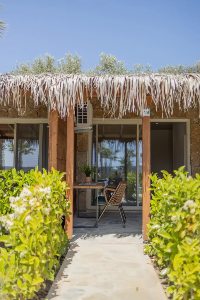 Standard double room (11)